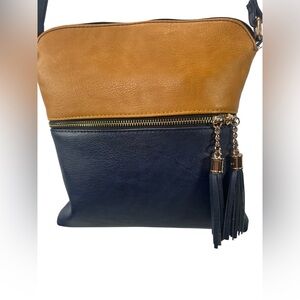 Women's Lightweight Medium Crossbody Purse with Tassel, Mustard/Deep Sea